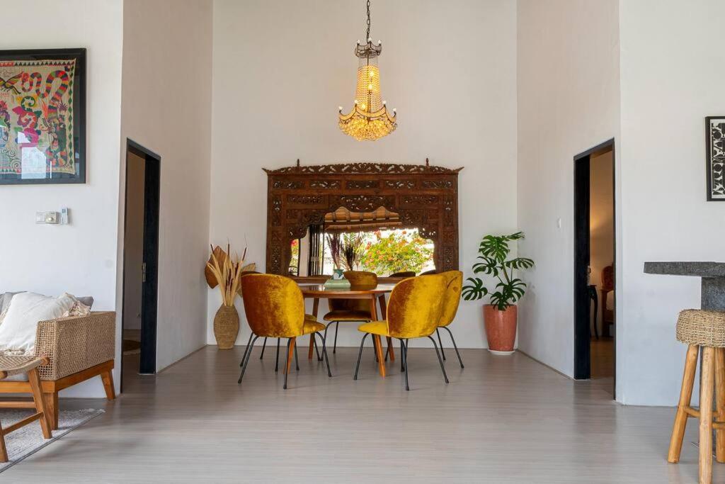 Berawa Canggu Stylish Joglo 3 Bedrooms Private Villa With Private Pool Экстерьер фото