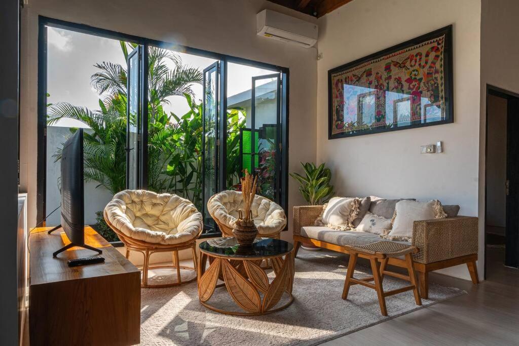 Berawa Canggu Stylish Joglo 3 Bedrooms Private Villa With Private Pool Экстерьер фото
